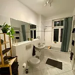 Ein Gemuetlicher Platz Im Gruenderzeitviertel