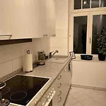Ein Gemuetlicher Platz Im Gruenderzeitviertel *